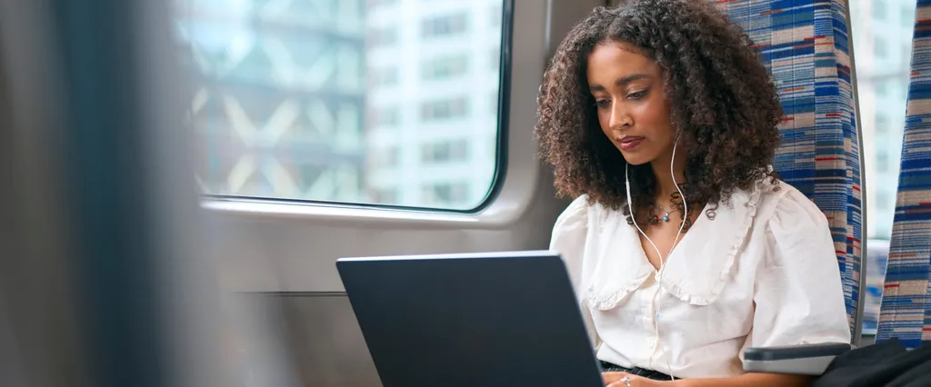 Seguro médico internacional: qué es, qué cubre y cómo contratarlo hoy