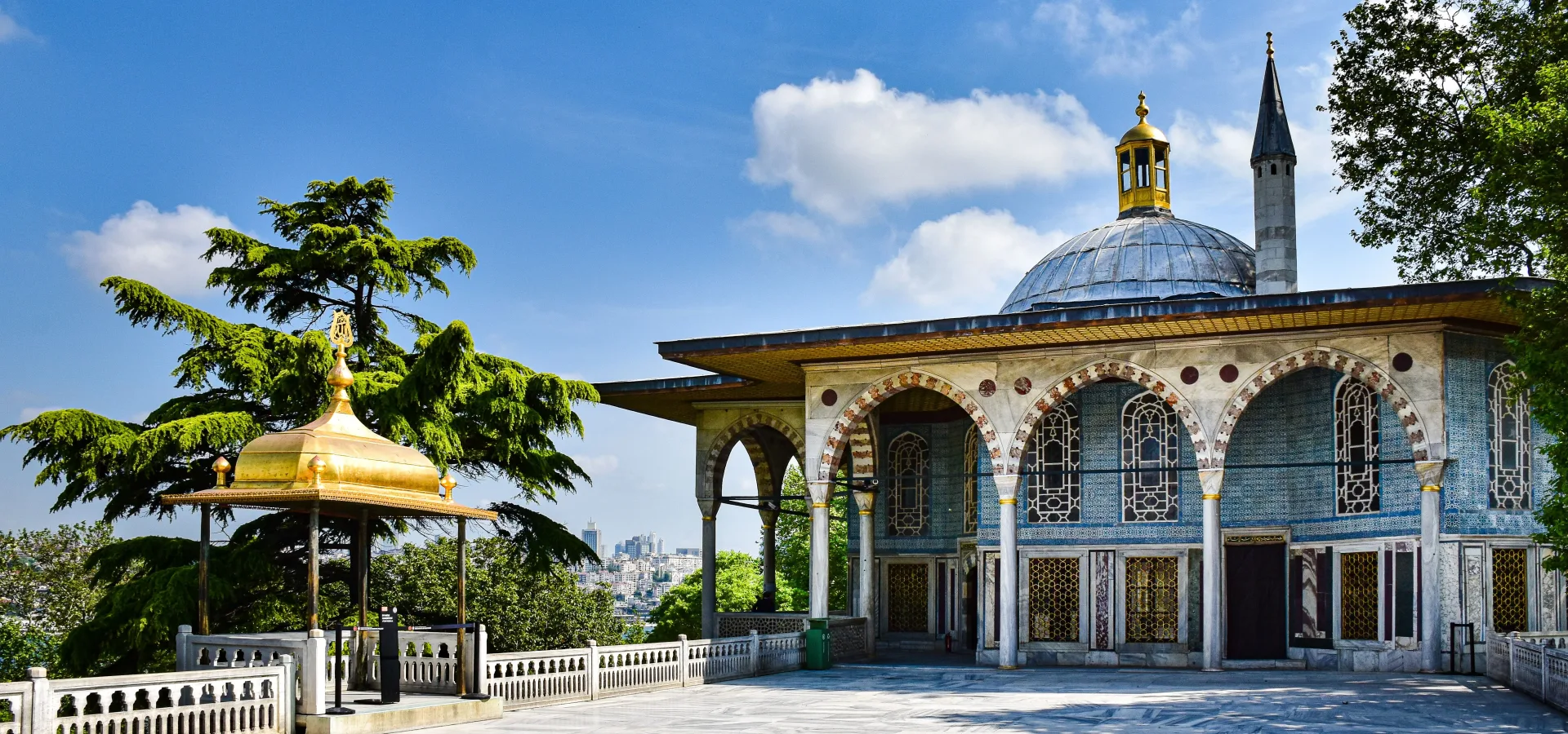 A beautiful example of ottoman architecture in ist — Seguro de viaje para Turquía